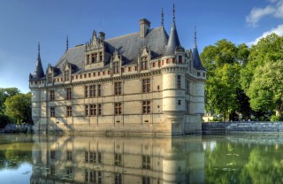 Francja - zamek Azay-le-Rideau